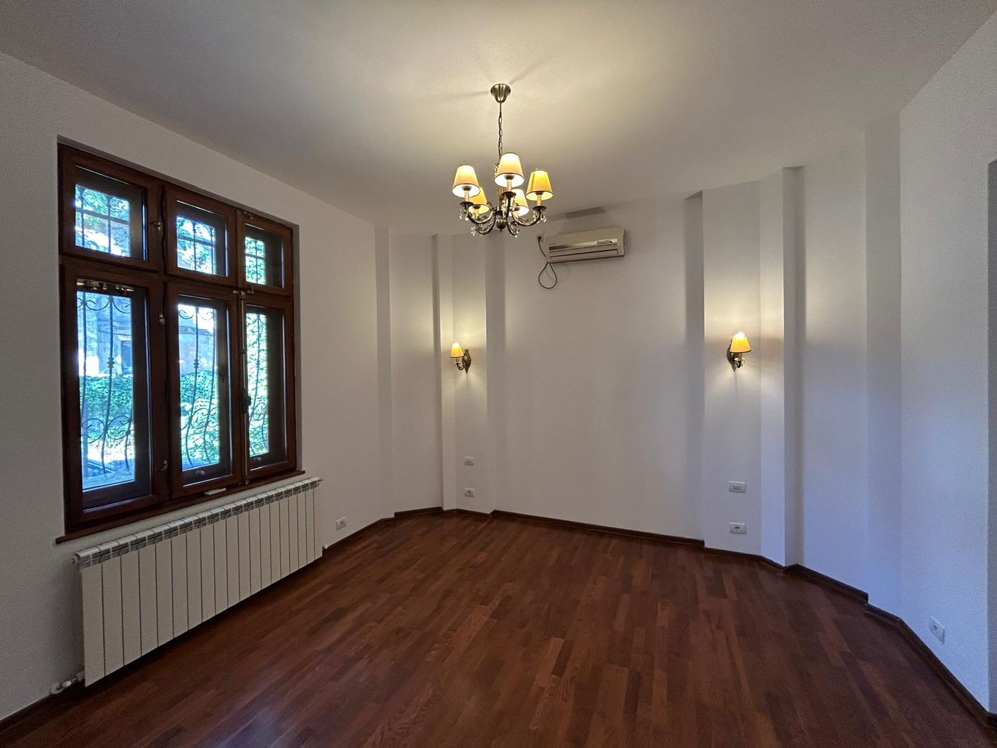 Vilă Neoclasică Arh. Enescu Cișmigiu 4 camere - Poză 13