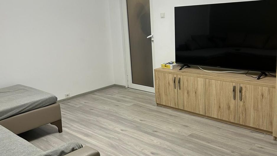ageuropa.ro vinde apt. 4 cam. 78mp la etajul 2 în Micro 16. - Poză 6