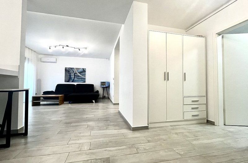 Apartament 3 camere, spațios si modern, terasa 20 mp, la intrare in Dumbrăvița - Poză 13