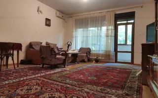 Inchiriere apartament 3 camere in vila, semidecomandat - Poză 1