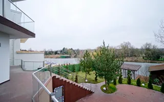 👉 Vilă spectaculoasă pe lac – Ghermănești | 552 mp | Terasă, ponton, - Poză 15