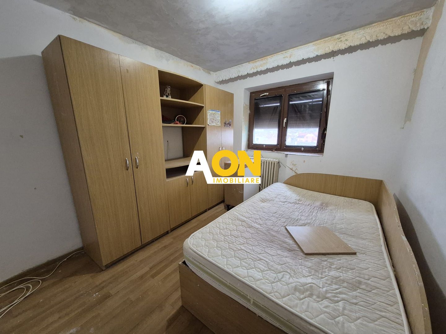 Apartament 3 camere, Decomandat, 69 mp, Zona Cetate - Poză 11
