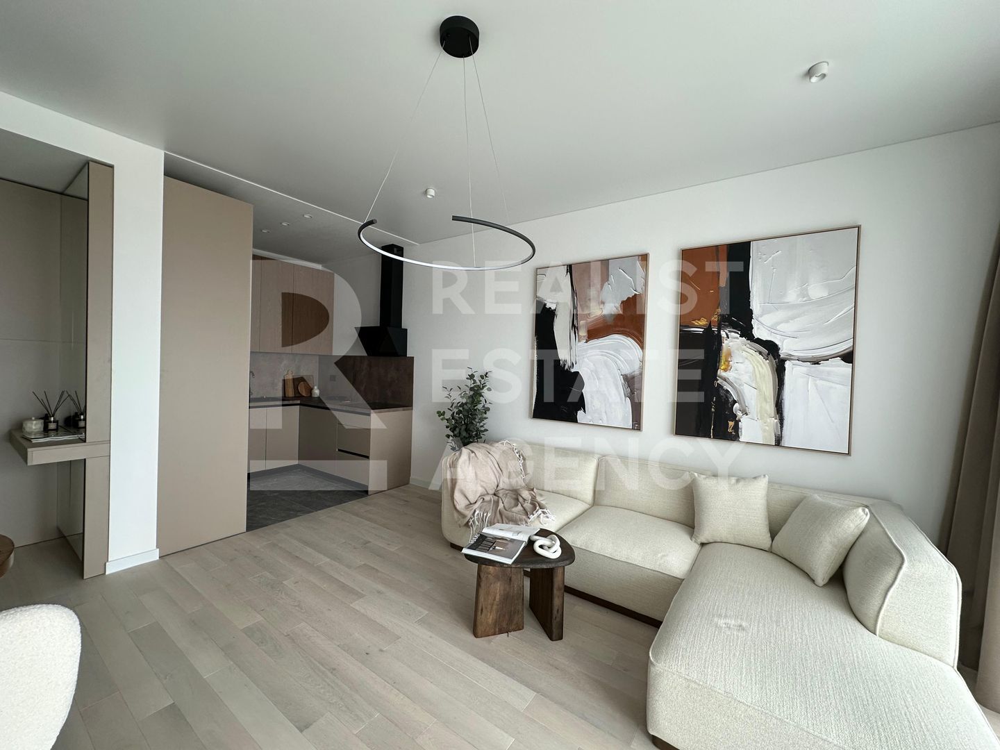 Apartament cu vedere spre lac,  50 mp, comision 0% - Poză 4