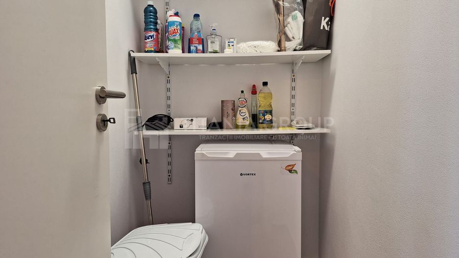 Apartament modern, cu loc de parcare si boxa - Kasper Coresi - Poză 13