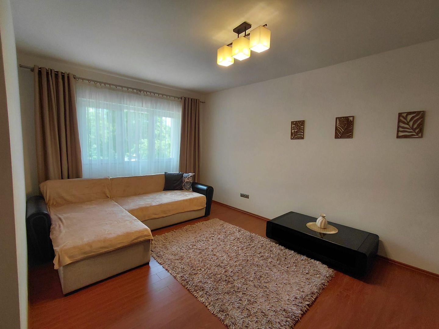 Apartament modern de inchiriat 2 camere etajul 1 Valea Aurie - Poză 1