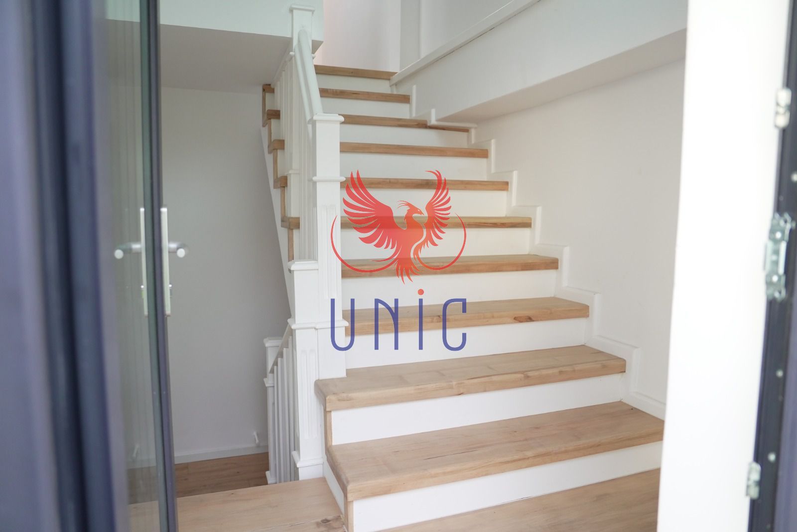 Vila superba cu piscina, zona ultracentrala - Poză 11