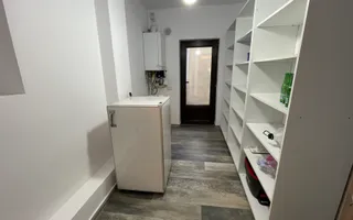 Casa moderna P+1E,spatioasa,teren 700 mp in Sacalaz - Poză 17