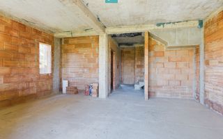 Duplex în Moșnița Nouă, în spate la Castel - Poză 16