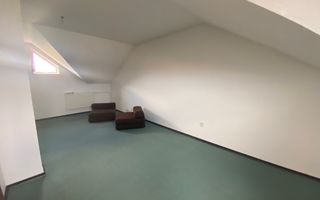 Casa de vânzare/închiriere zona Lunei - Poză 23