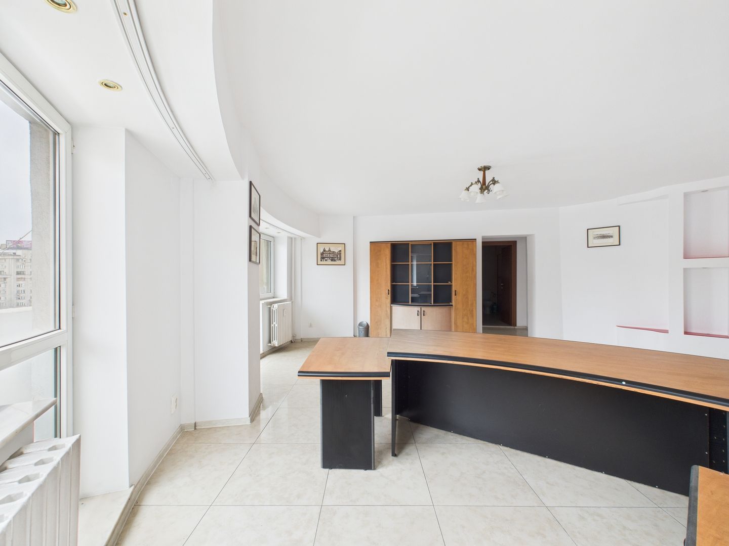 Apartament cu 3 camere de vanzare - Spatiu versatil - Rond Alba Iulia - Poză 5