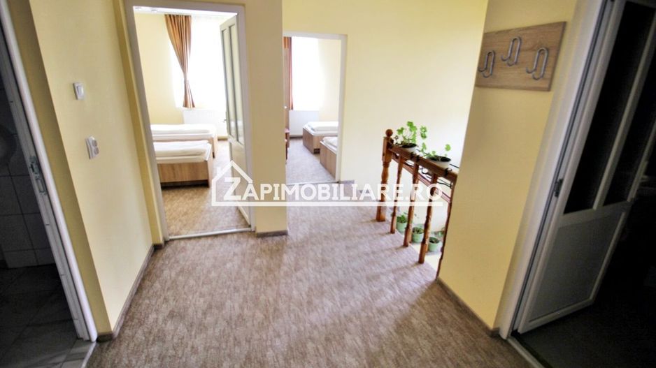 Casa 4 camere,4 bai,1 bucatarie,1 living,120 mp,500mp teren - Poză 10
