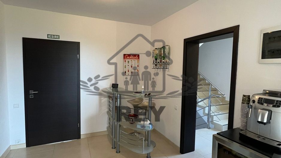 Casă de vacanța / Vilă în Păltiniș cu piscina acoperită și încălzită - Poză 16