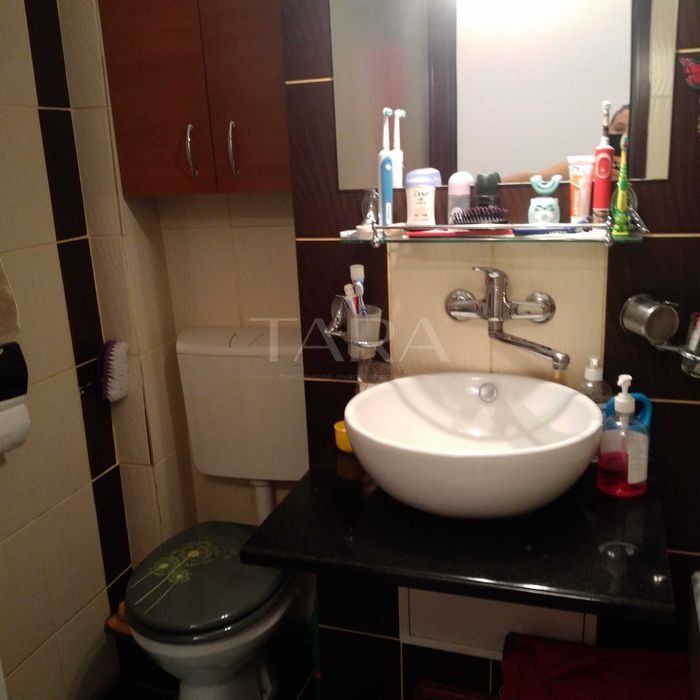 Apartament 2 camere, ideal pentru locuit sau investiție, zona Minerva. - Poză 4