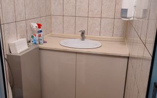 Spatiu comercial, 50 mp + 8 ml vitrina, Florilor, vad pietonal si auto - Poză 12