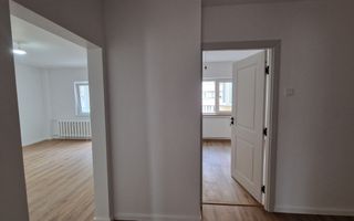 APARTAMENT RENOVAT SPATIOS  METROU ZONA NERVA TRAIAN - Poză 14