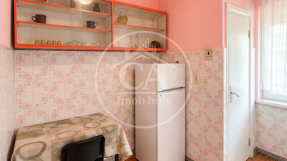 Apartament de închiriat cu 3 camere în zona centrală, Oradea - Poză 7