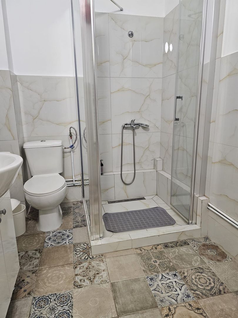 Apartament 2 dormitoare, Iuliu Maniu. 480 E/lună. Comision 0 - Poză 15