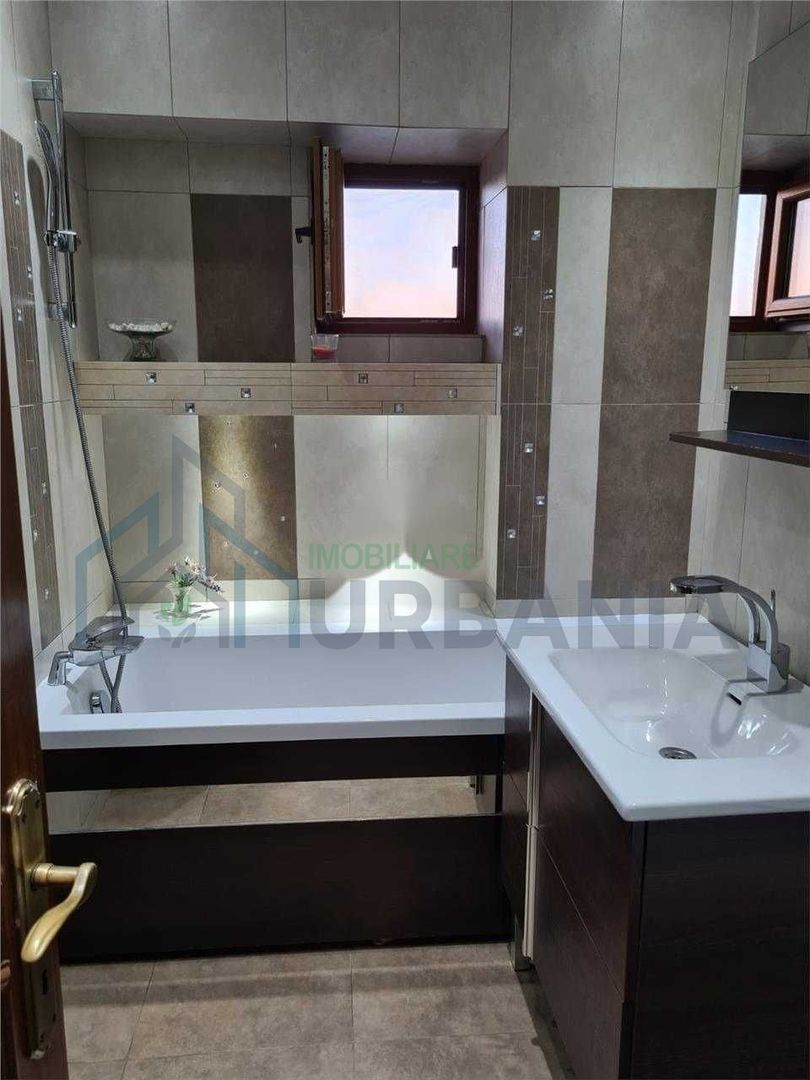 Apartament 3 camere de vanzare Podu Ros - Poză 8