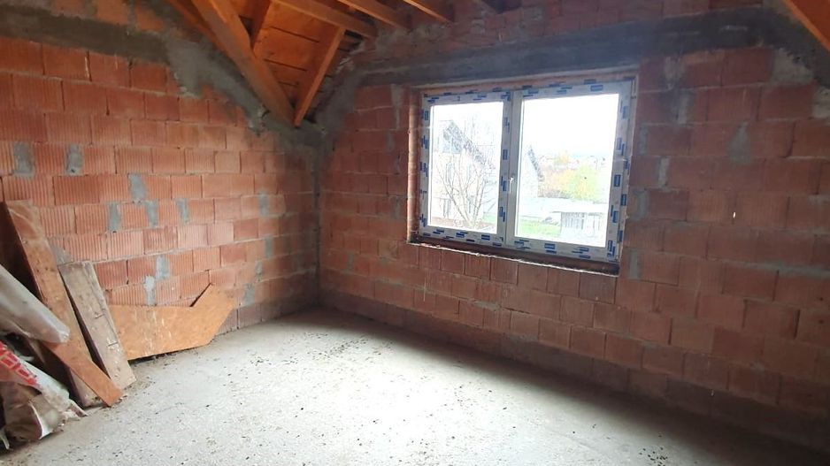 Casă la roșu de vânzare în Hărman, Cartierul Tineretului - Poză 14