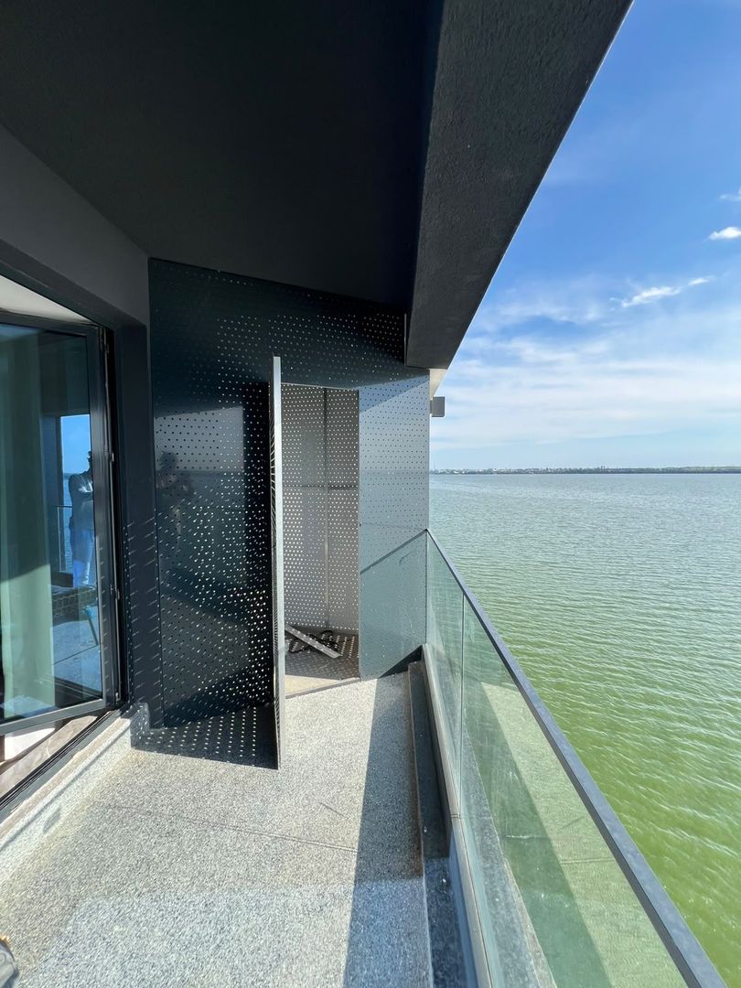 Apartament 2 camere Mamaia | Vedere frontală la lac | mobilat modern - Poză 16
