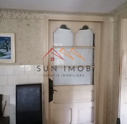 Casa 2 camere decomandate, teren 1931 mp, Cocorastii Caplii, Prahova - Poză 4