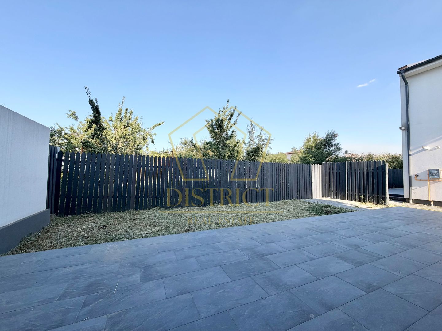 Duplex-uri cu 4 camere, 3 bai si perete coumn dublu in Chisoda, la asfalt. - Poză 23