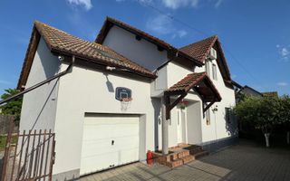 Casa individuala | Parter + Etaj + Pod | Asfalt | Comision 0 | - Poză 1