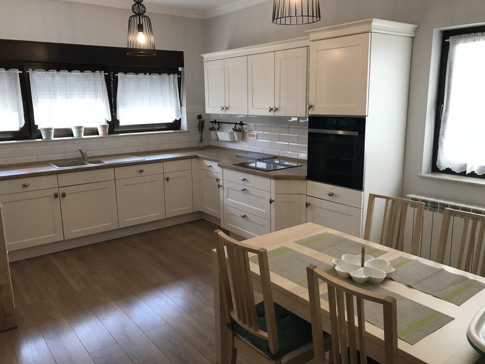 Braytim-Lidia | Casa insiruita | 4 Camere | 4 bai | 2 Locuri de parcare - Poză 3