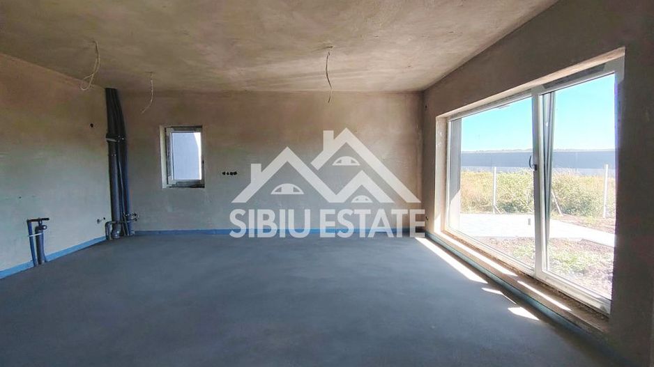 Casa noua Sibiu, Selimbar  teren 790 mp, garaj dublu, terase - Poză 10