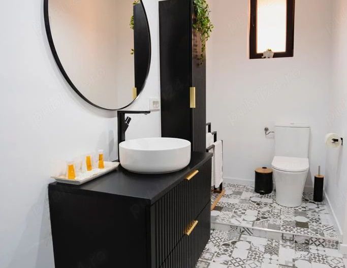 De vânzare apartament 2 camere semidecomandat Centrul Istoric Brasov - Poză 3