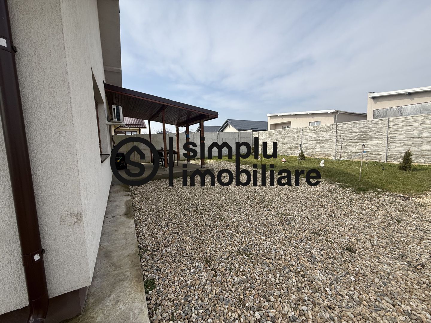 Casa moderna - Carcea - Poză 2