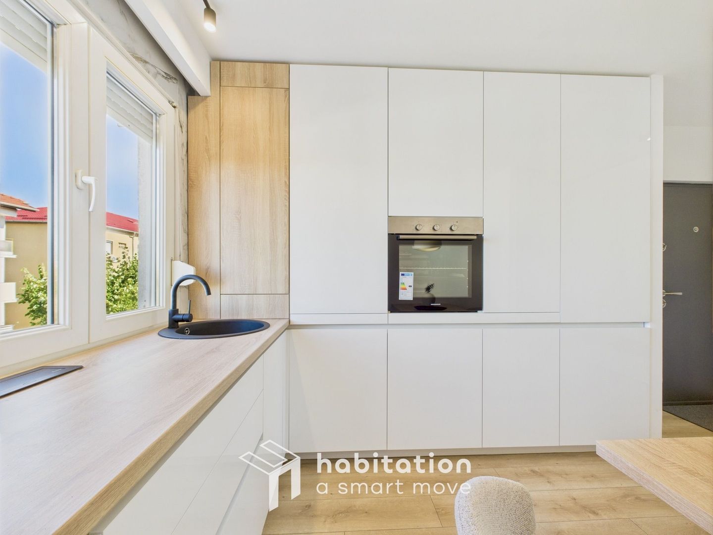 Locuința ideală – Apartament cu 3 camere renovat complet - tur virtual - Poză 9