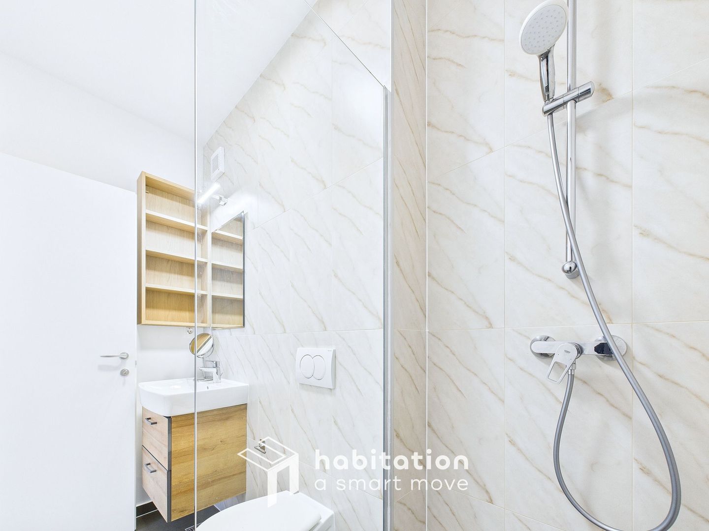 Apartament elegant si vibrant, vedere panoramicǎ ,zona Lipovei- Padure - Poză 19