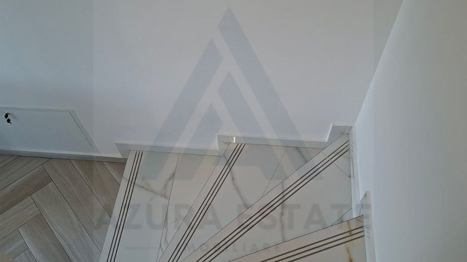 Casa moderna 4 camere 2 bai si curte libera 220 mp pe Calea Cisnadiei - Poză 4