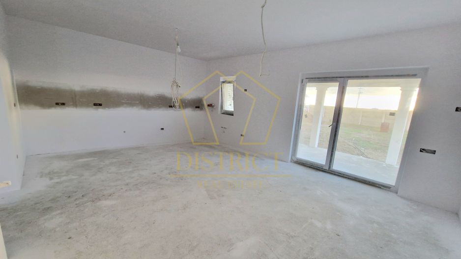 Duplex modern cu 4 camere | Comision 0% | Bucovat - Poză 1