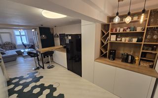 Apartament superb 3 camere zona Ultracentrala - Poză 4