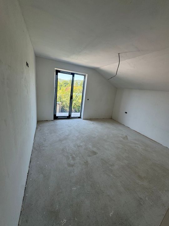 Casa noua, P+M, 4 camere, terasa, teren 500 m2, central, Cornu - Poză 16