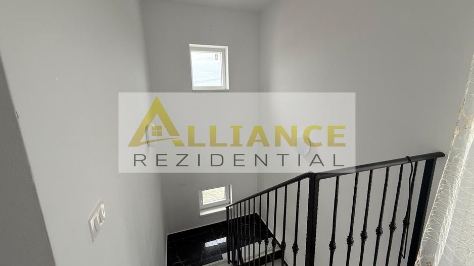 Vila individuala P+1E ~ 4 camere 2 bai ~ 560mp teren - Poză 6