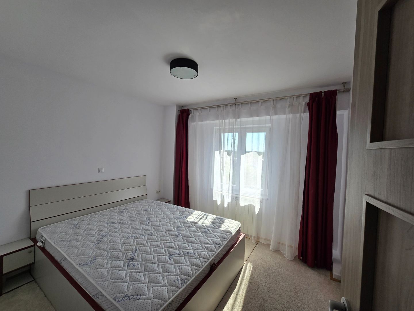 Apartament 3 camere,  Zona Lipovei, Decomandat, 72mp utili, Garaj cu CF - Poză 6