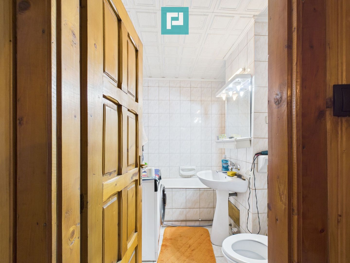 Apartament cu 3 camere în zonă de maxim interes - Poză 11