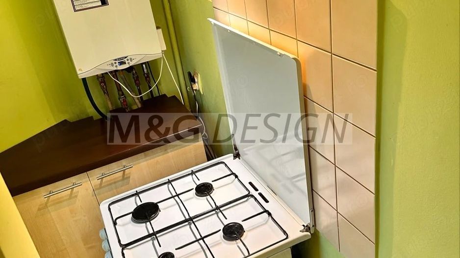 Apartament 4 camere Complexul Studentesc etaj 1 - Poză 3