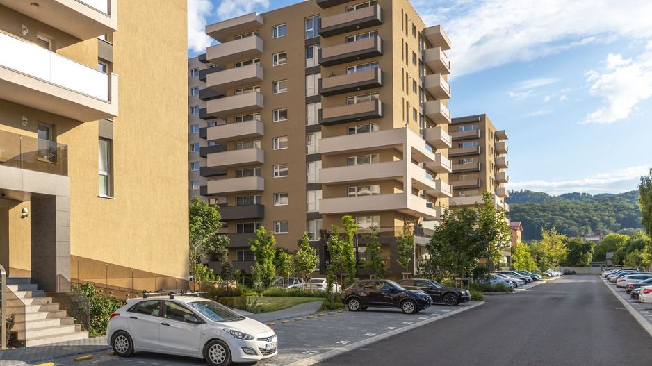 Inchiriem apartament 3 camere mobilat utilat lux cu parcare subterana - Poză 14