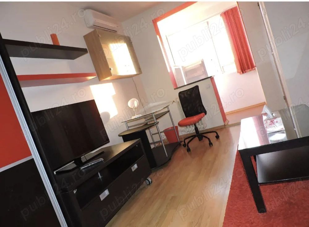 Garsoniera zona Liviu Rebreanu - TItan - Poză 1