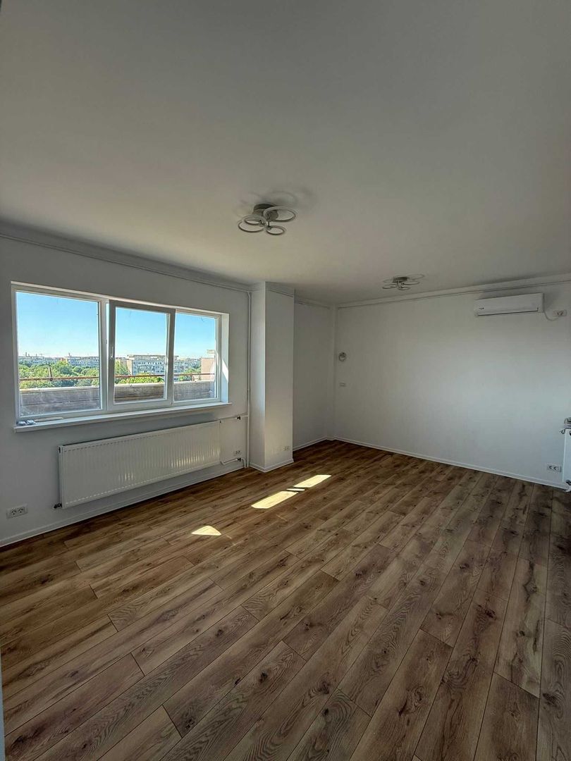 De vanzare studio tip Penthouse, Alexandru Obregia, sector 4 - Poză 1