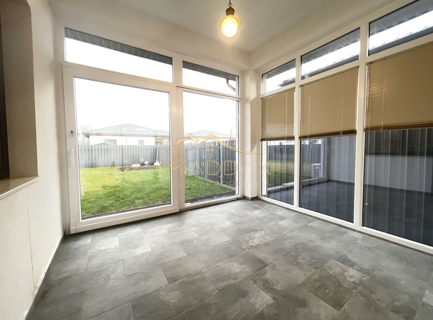 Vila moderna***4 camere***cu gradina//Cartier rezidential Corbeanca - Poză 8