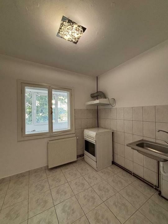 Apartament 3 camere zona Dorobanti etaj 1 cu Garaj - Poză 7