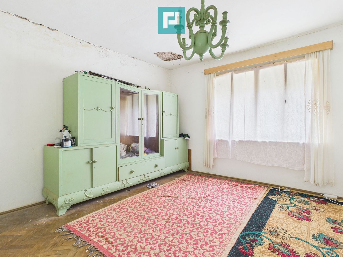 Casă cu teren generos Vărădia de Mureș - Stejar - Poză 13