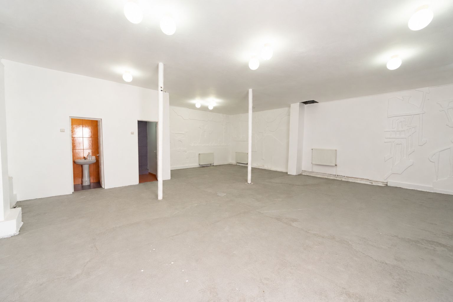 Spatiu comercial de 122mp în zona Grivita - Poză 1