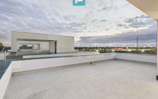 Vilă ultramodernă cu 4 camere în Gai - Poză 5