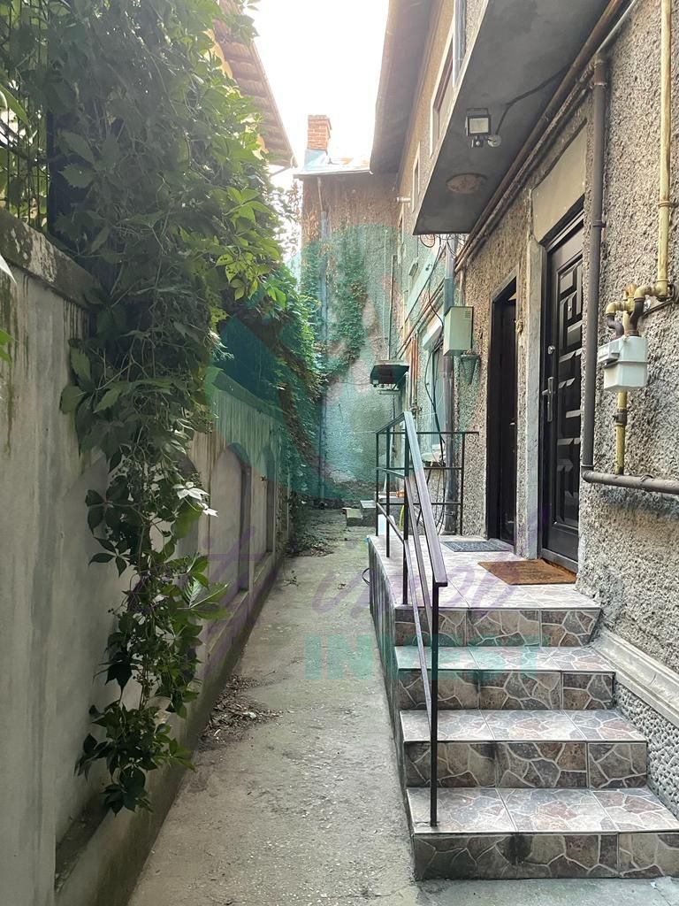 Apartament cu 2 camere - Poză 1